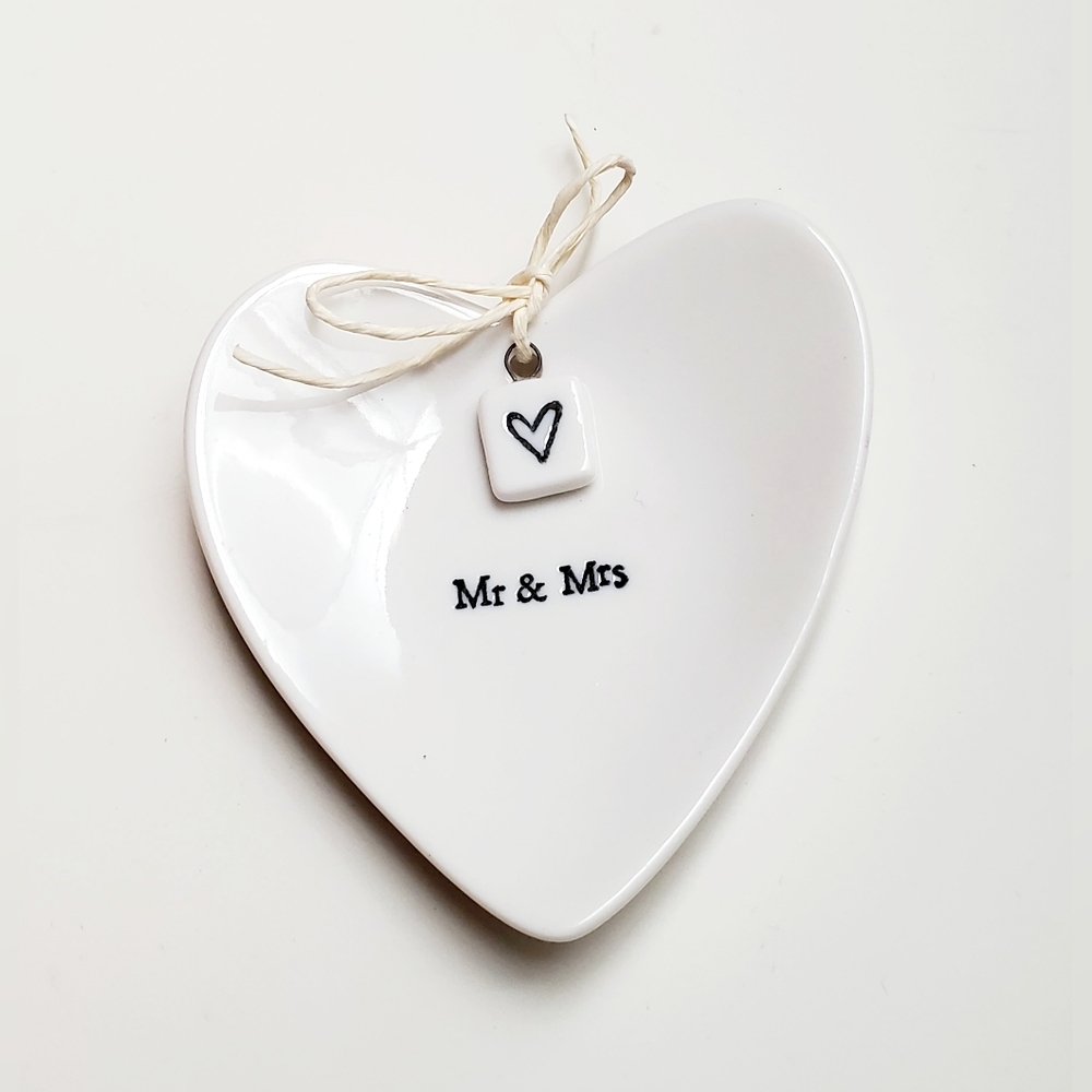 Mr & Mrs Heart Shaped Porcelain Ring Dish